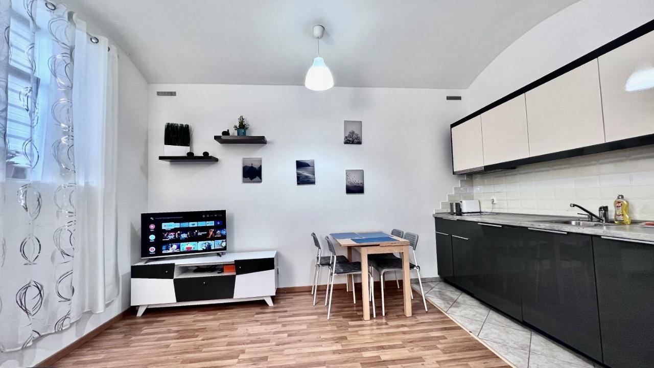 Ground Floor Apartment Prag Eksteriør billede
